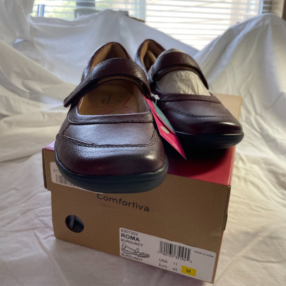 New Comfortiva Roma Burgundy Leather Mary Janes (Size 11)